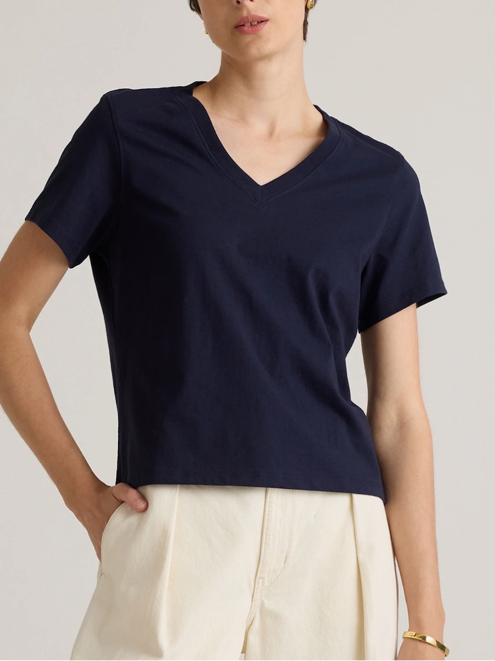 NWOT Quince boxy v neck 100% organic cotton tee navy medium
